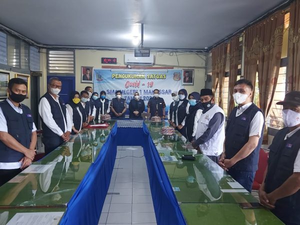Kukuhkan Satgas Covid-19 Smansa Makassar, Fitri Ari Utami: Ini yang pertama di SMA